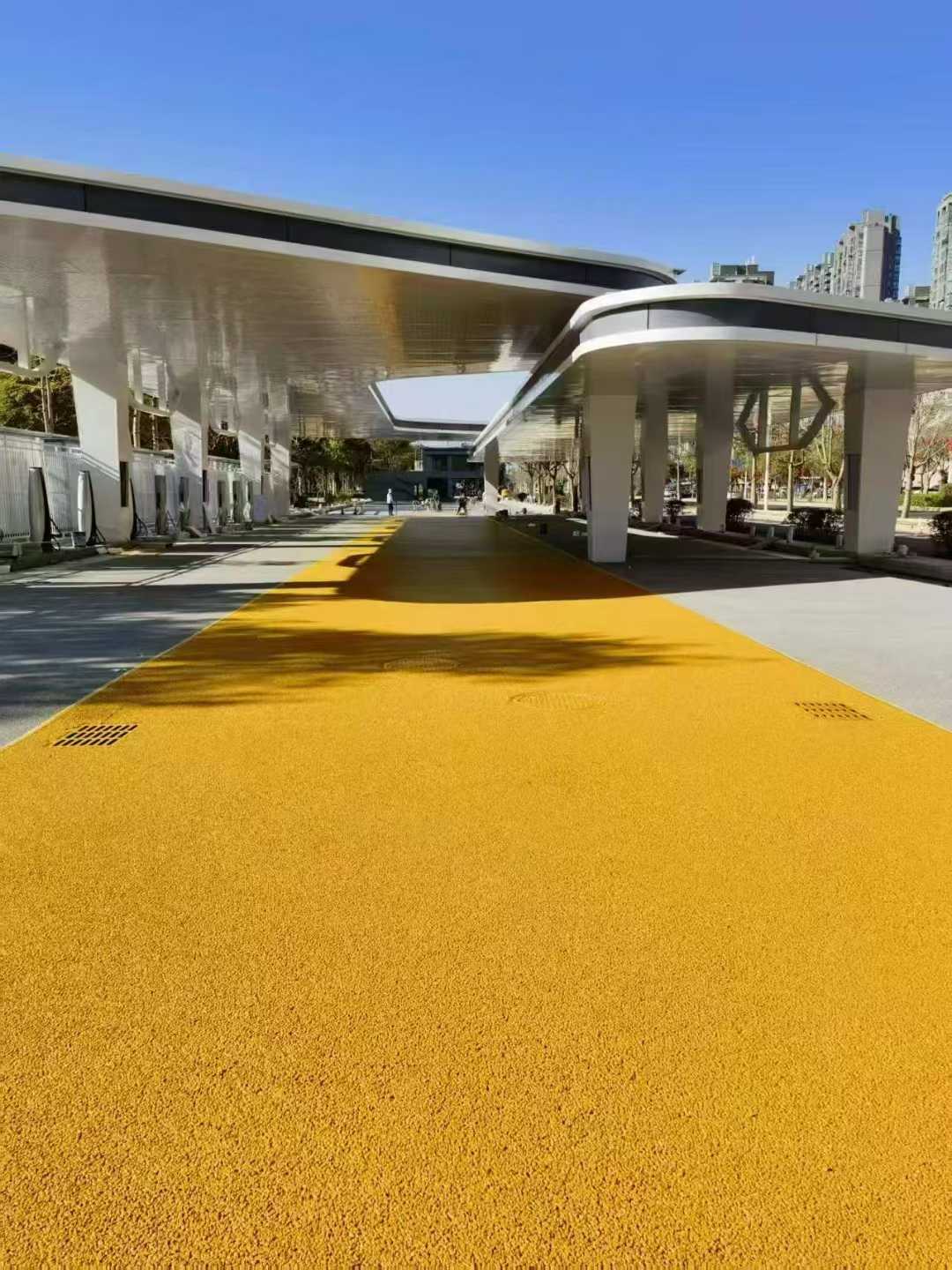 黃色透水混凝土應(yīng)用案例http://m.jinxuanj.cn